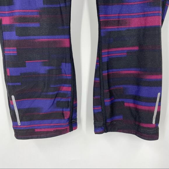 Nike Dri-Fit Crop Leggings Size Small Black and Purple - Picture 2 of 10